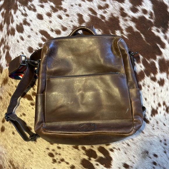 STS Ranchwear backpack New without tags - Picture 1 of 4